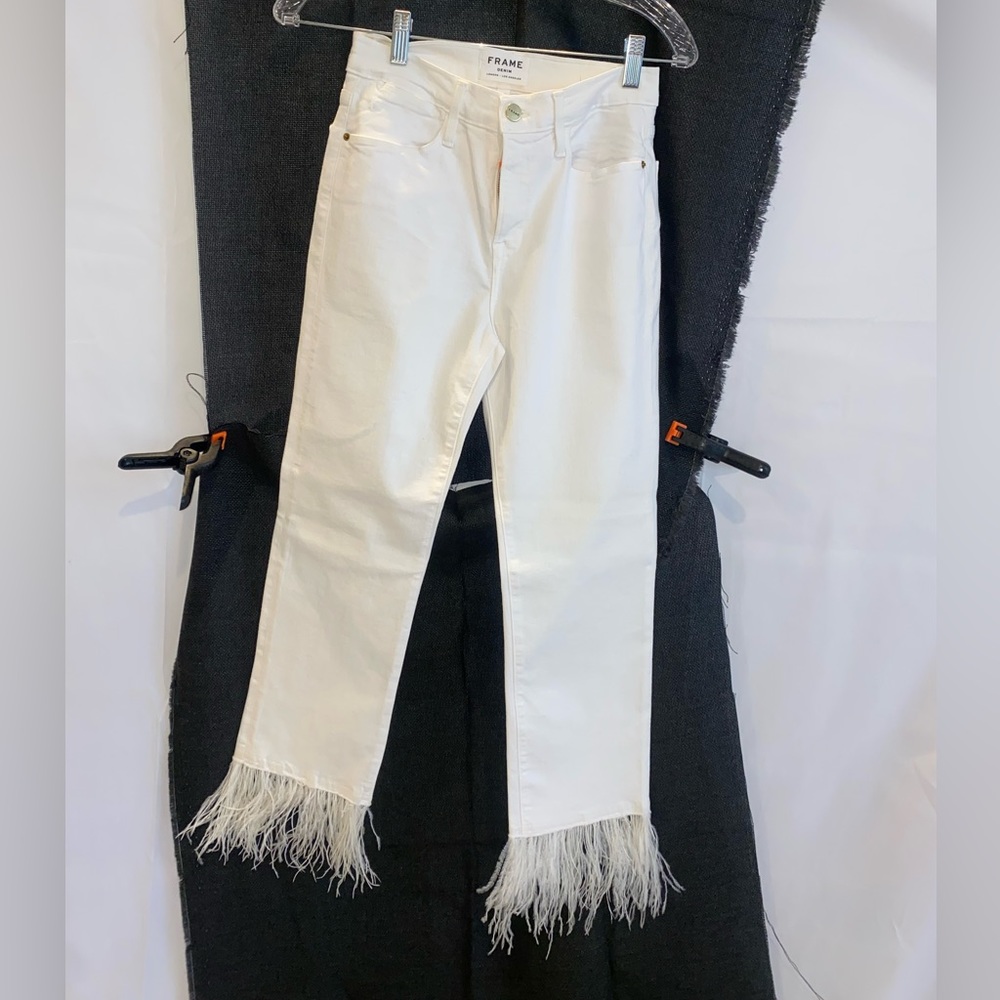 Frame white denim feather embellished hem size 26